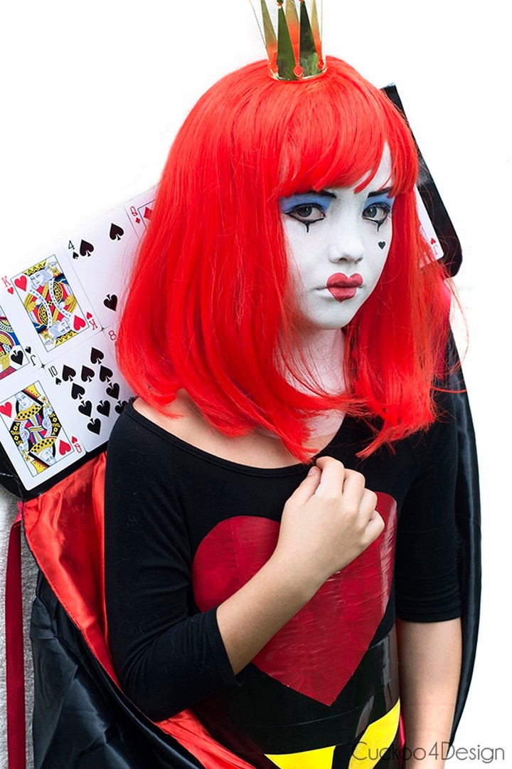 Cheap And Easy Queen Of Hearts Costume DIY