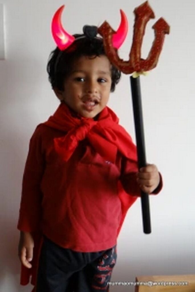 Diy Devil Costume Male