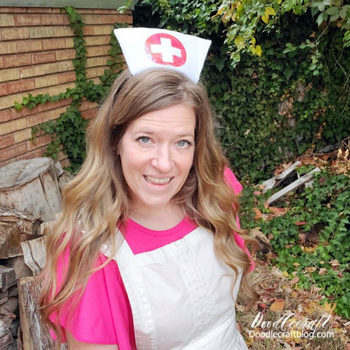 DIY Easy Nurse Costume