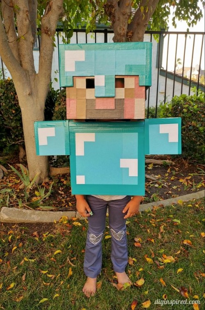 DIY Minecraft Costume Instructions