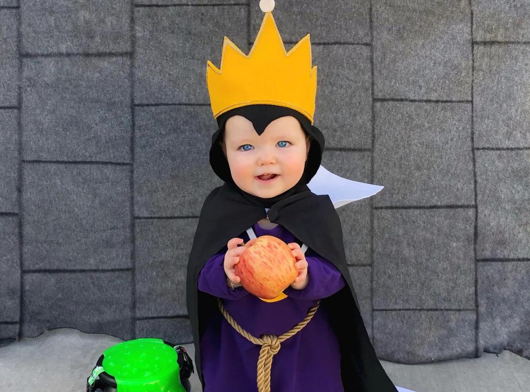 DIY Queen Costume Ideas