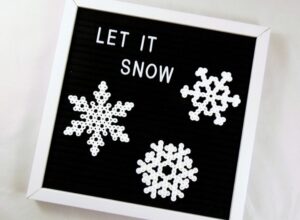 12 Easy Snowflake Perler Bead Patterns For Beginners - Julie Ann Art