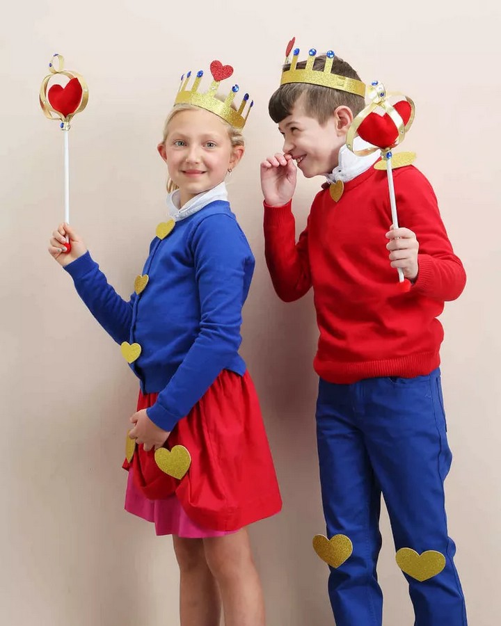 Queen Of Hearts Costumes