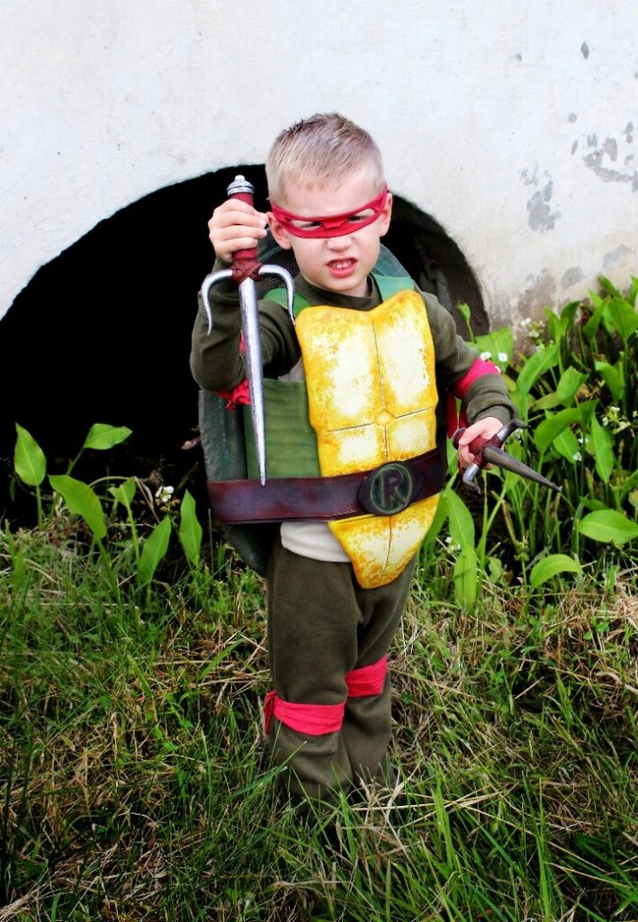 17 Easy DIY Ninja Turtle Costume Ideas For All Ages (Top Rated ...