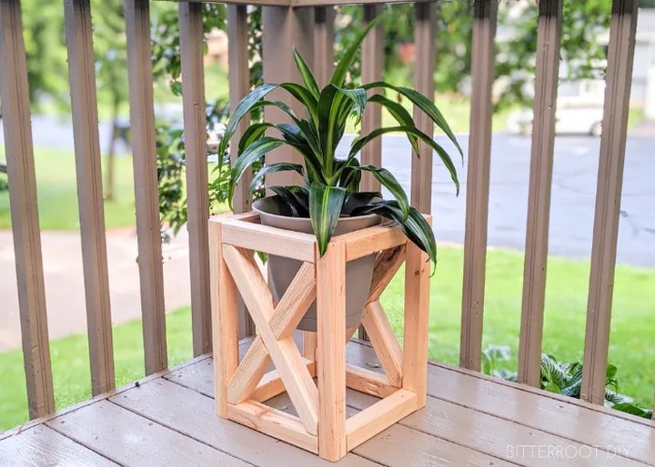 DIY Plant Stand