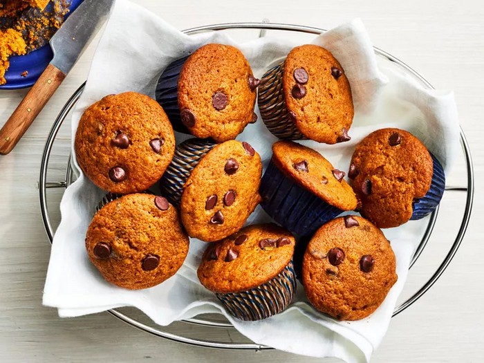 Pumpkin-Chocolate Chip Muffins