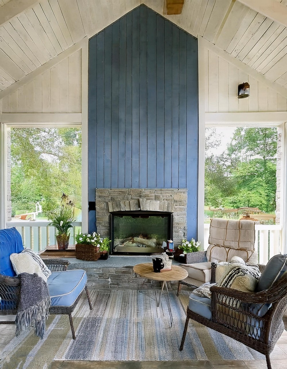 Screened-In Porch Fireplace