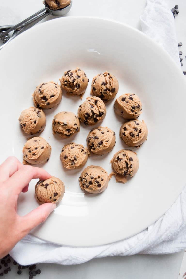 Healthy Cookie Dough Balls