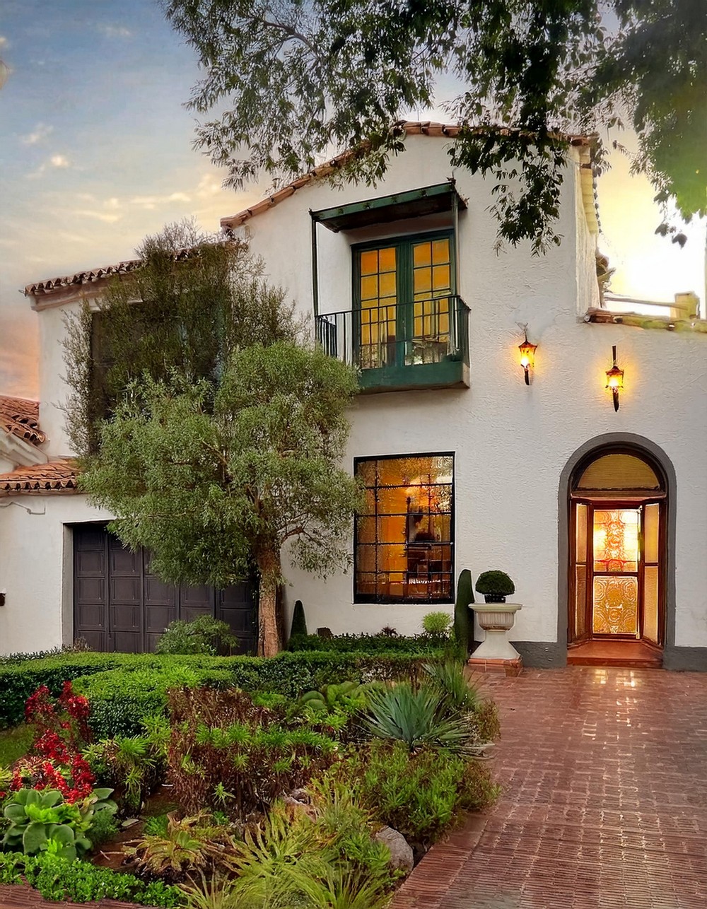 Chic Urban Spanish Home Exterior