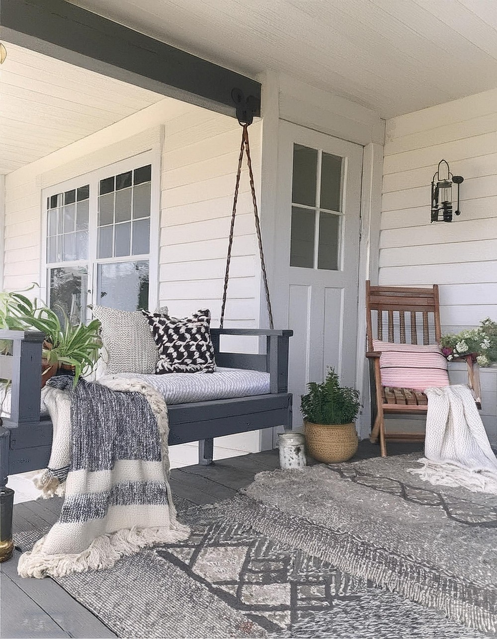Gorgeous And Elegant Porch