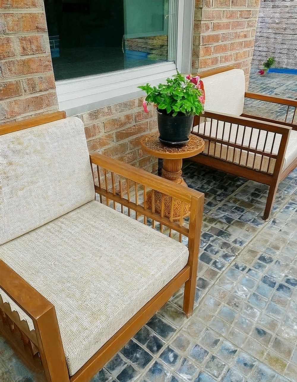 Rustic Neutral Front Porch Decor