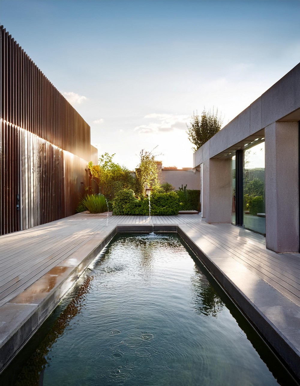Sleek Water Features