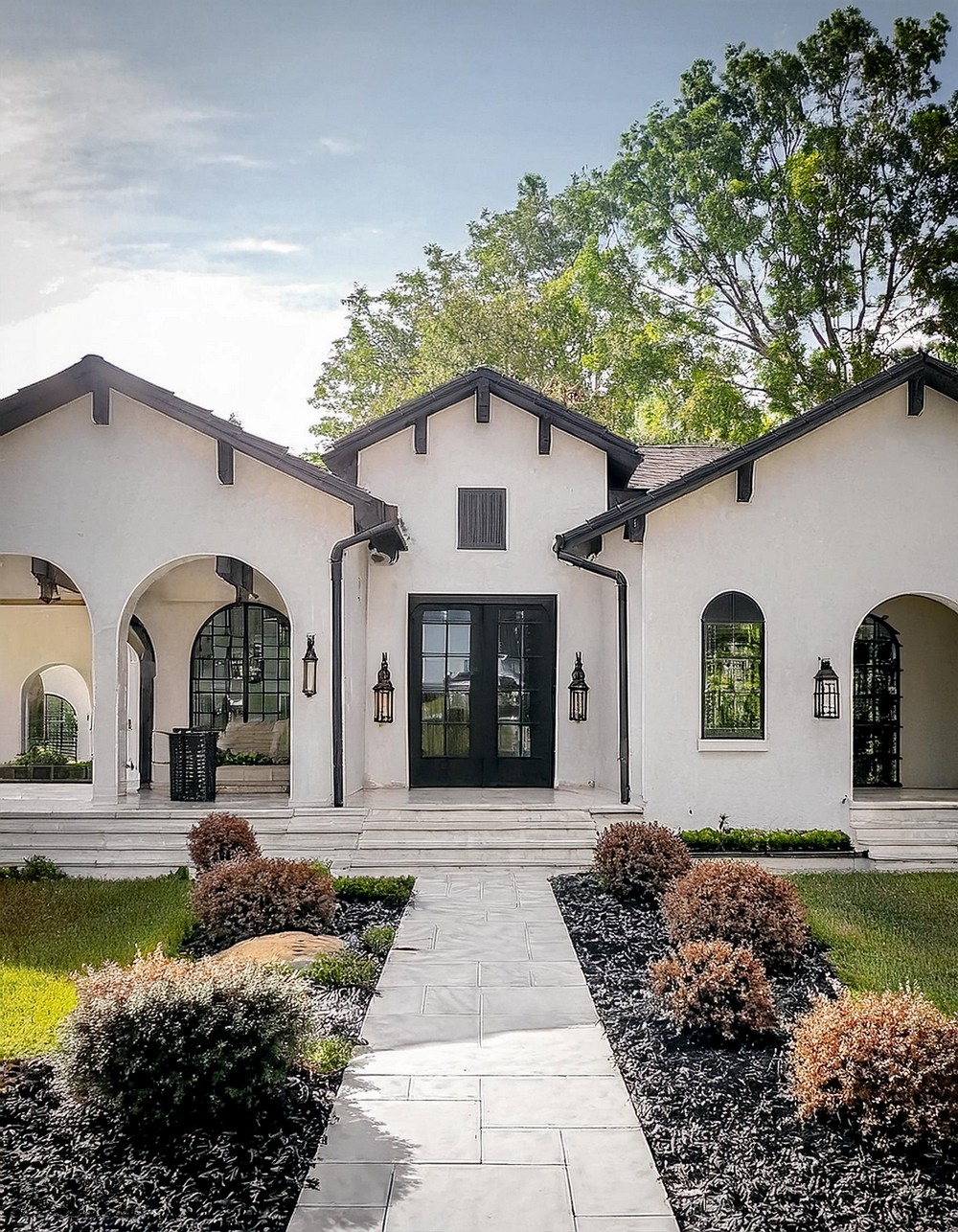 Spanish Colonial Home Exterior